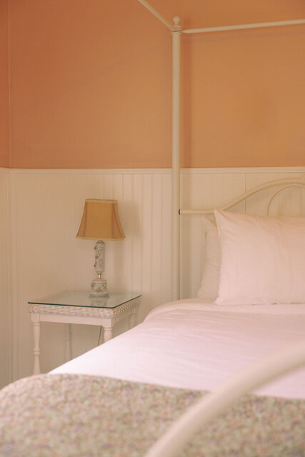 Image 2 for Queen Rooms