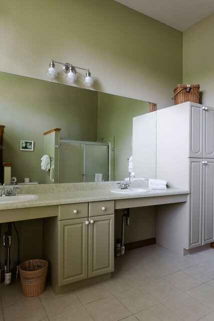 Image 6 for King Whirlpool Suites