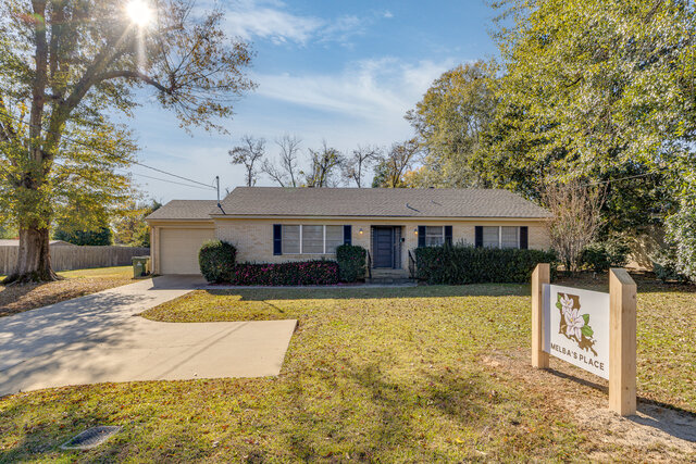 Image 3 for Melba's Place