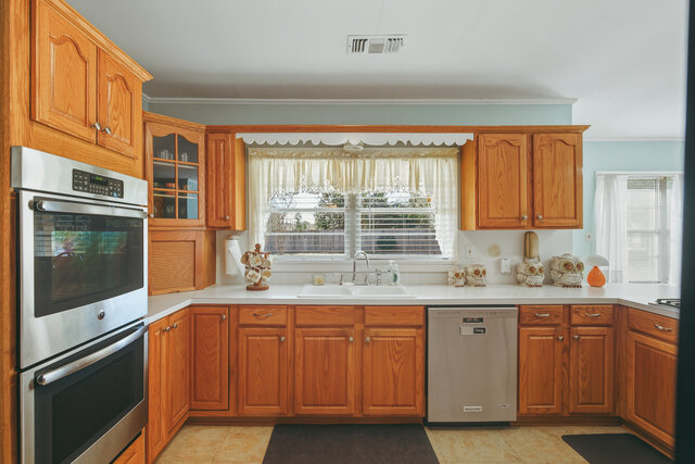 Image 21 for Melba's Place