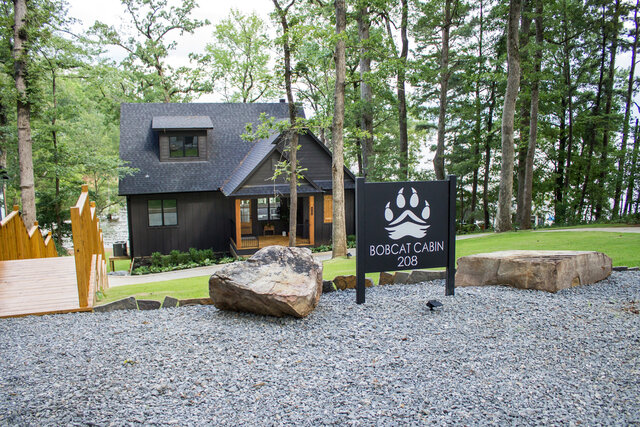 Image 23 for "Bobcat" Cabin at Lake Darbonne