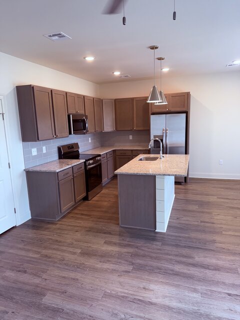 Image 10 for Lazy M Town Homes