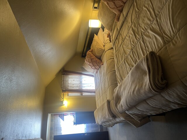 Image 2 for Florence Room