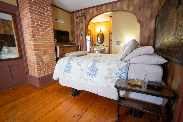 Image 3 for Konstanz Room