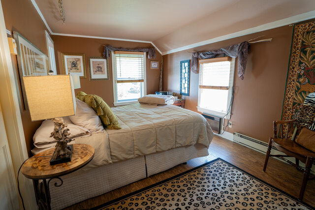 Image 2 for Serengeti Room