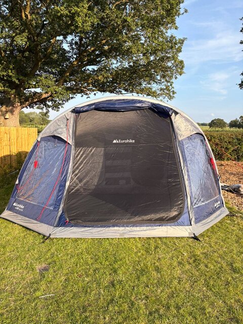 Image 2 for Pre-pitched ready tent 4-6 man