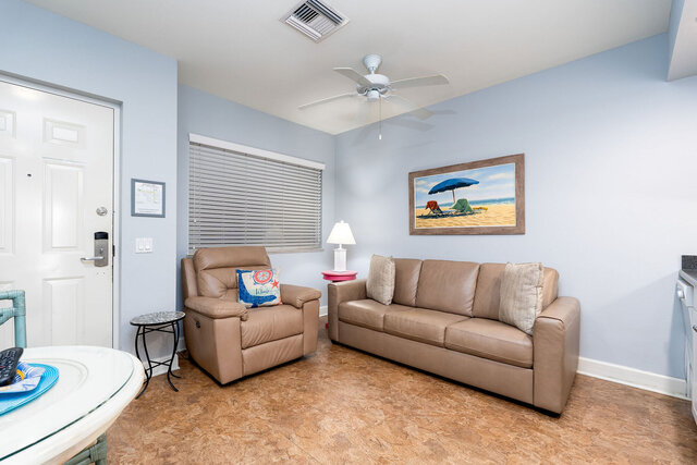 Image 3 for Harbour House at the Inn #315