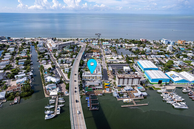 Image 2 for Harbour House at the Inn #213