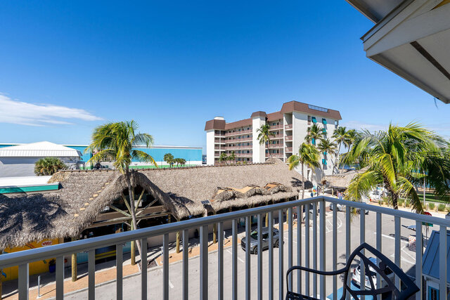 Image 4 for Harbour House at the Inn #303