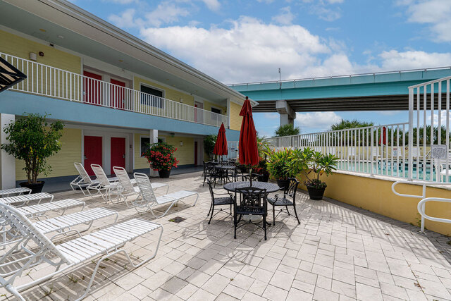 Image 6 for Harbour House at the Inn #213