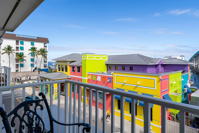 Image 9 for Harbour House at the Inn #312