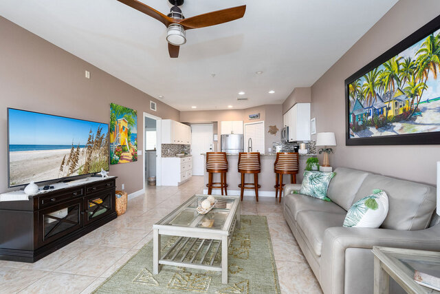 Image 6 for Harbour House at the Inn #312