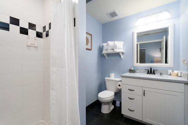 Image 12 for Harbour House at the Inn #303