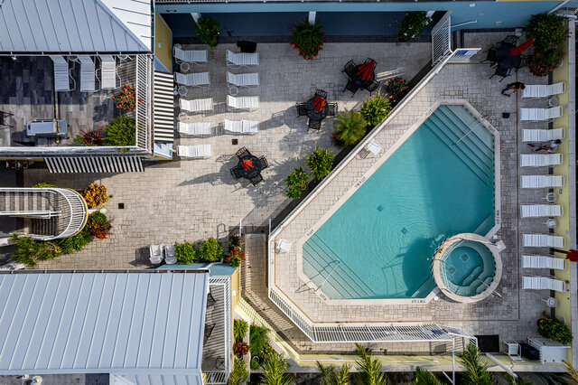 Image 11 for Harbour House at the Inn #210