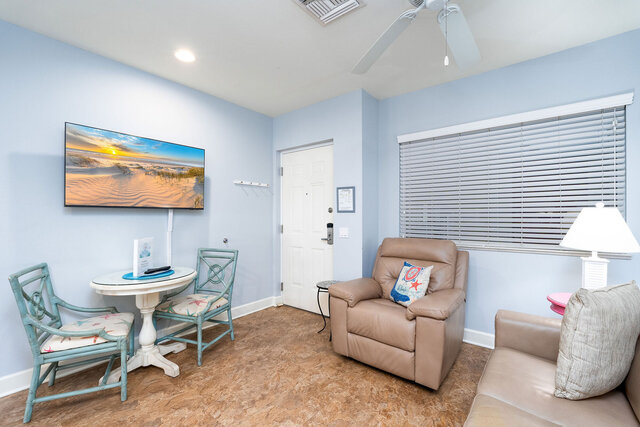 Image 4 for Harbour House at the Inn #315