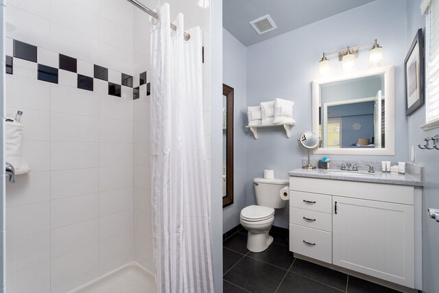 Image 17 for Harbour House at the Inn #312