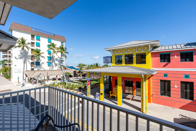 Image 16 for Harbour House at the Inn #207