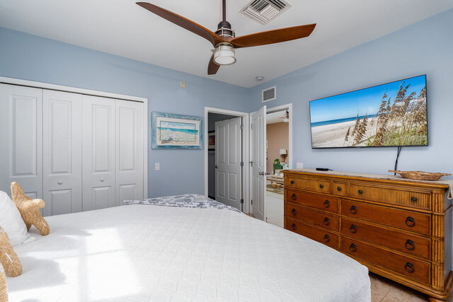 Image 11 for Harbour House at the Inn #312