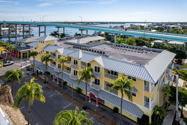 Image 19 for Harbour House at the Inn #315