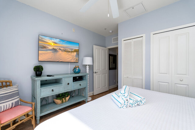 Image 5 for Harbour House at the Inn #315