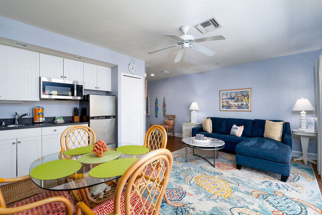 Image 1 for Harbour House at the Inn #207