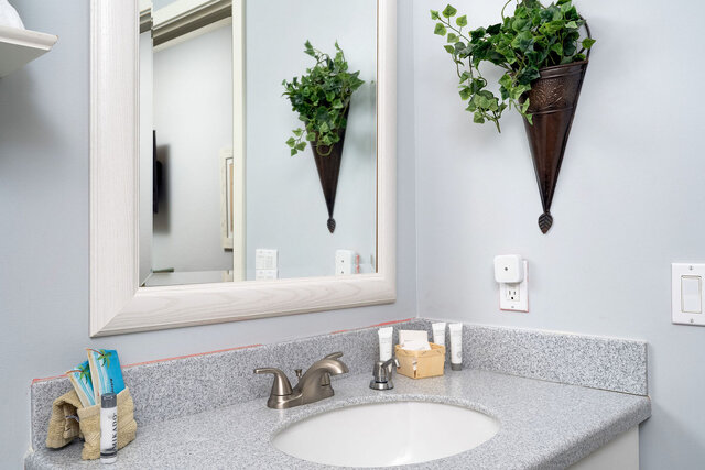 Image 7 for Harbour House at the Inn #315