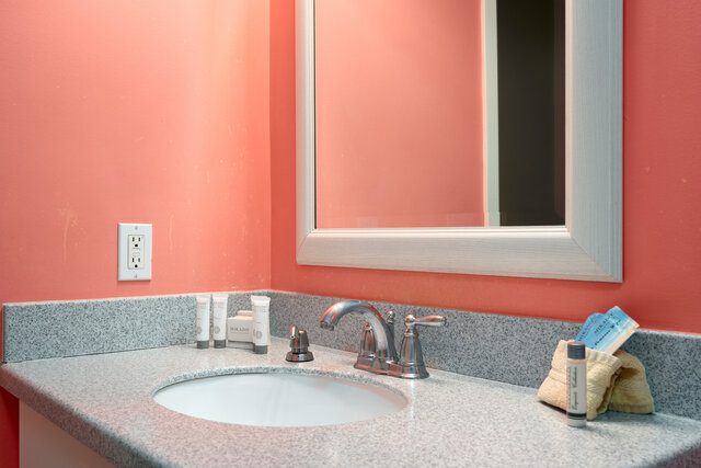 Image 22 for Harbour House at the Inn #213