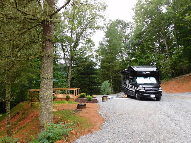 Image 2 for Newmar Heights (Site #91)