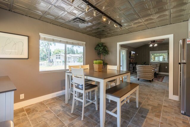 Image 7 for She Shed