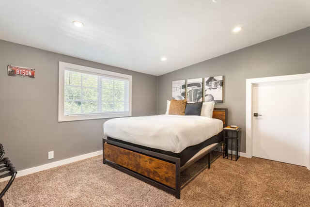 Image 5 for Man Cave/She Shed and Pickle Ball