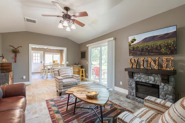 Image 12 for Man Cave