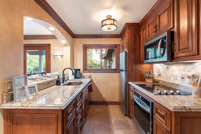 Image 17 for Tuscan Views with Country Vibes