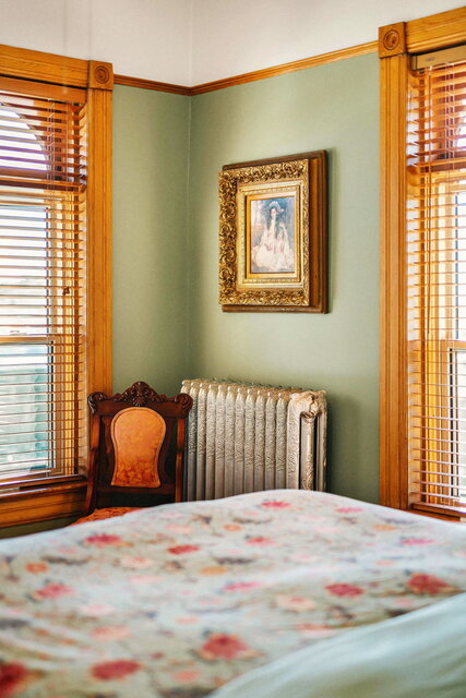 Image 6 for 16) Classic Queen Room; 3rd Floor