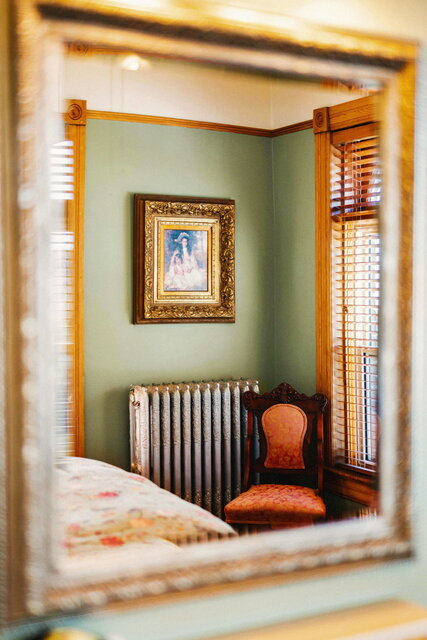 Image 7 for 16) Classic Queen Room; 3rd Floor