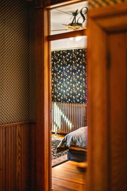 Image 3 for 18) Classic King Room; 3rd Floor