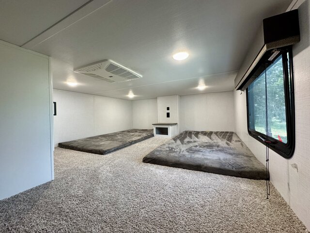 Image 8 for RV | Destination Model Sleeps 6 | No Pets