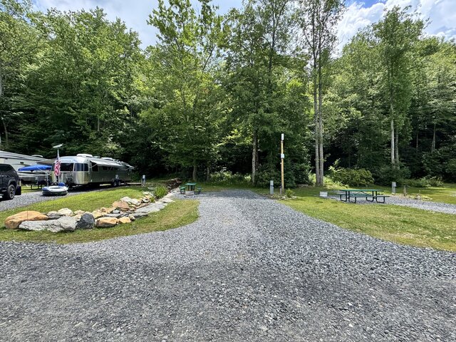 Image 1 for 10) SITE 10 Back-In Mountain Side