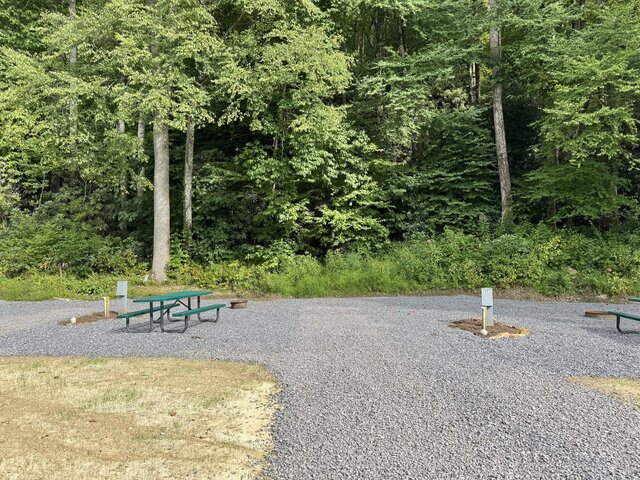 Image 1 for 17) SITE 17 - Mountain Side Back In {OLD 16}