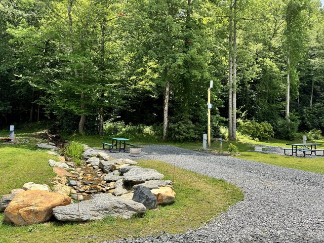 Image 2 for 10) SITE 10 Back-In Mountain Side