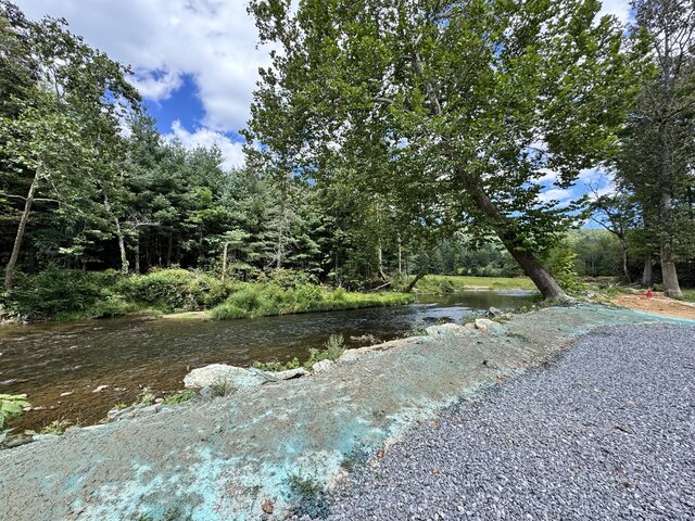 Image 3 for 22) SITE 22 River Side Back In {OLD 24}