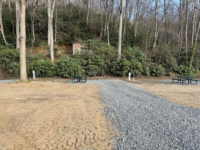 Image 3 for 13) SITE 13 Mountain Side Back In