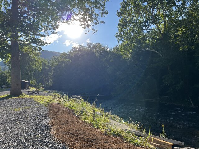 Image 3 for 23) SITE 23 River Side Back In {OLD 25}