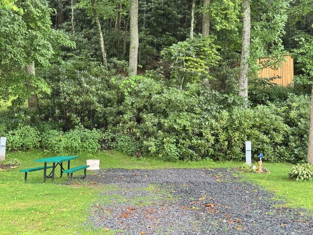 Image 2 for 14) SITE 14 Mountain Side Back In {Old Dog Park}