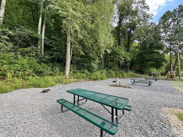 Image 2 for 18) SITE 18 - Mountain Side Back In {OLD 17}