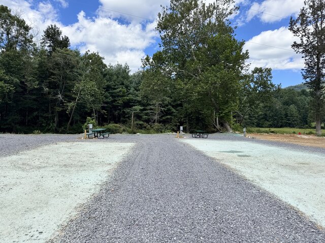 Image 1 for 22) SITE 22 River Side Back In {OLD 24}