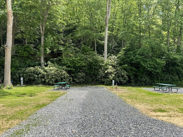 Image 1 for 13) SITE 13 Mountain Side Back In