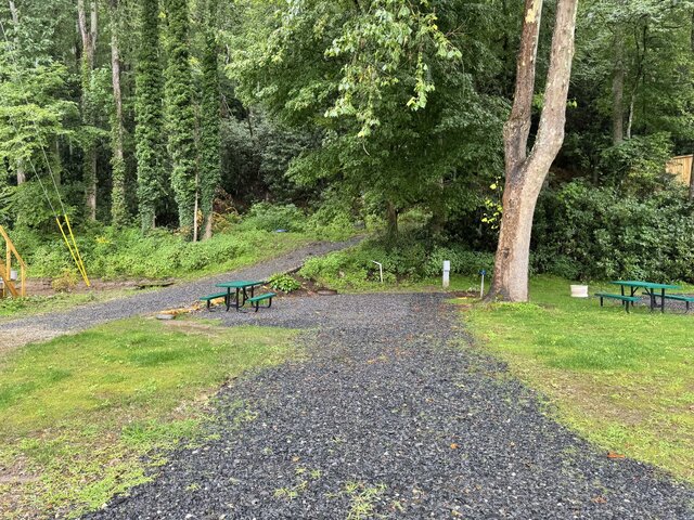 Image 1 for 15) SITE 15 Mountain Side Back In {Old 14}