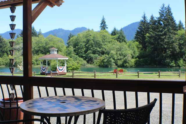 Image 5 for Double (Queen Beds)