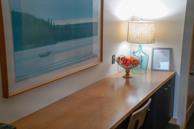 Image 8 for Waterfront Marina Suite