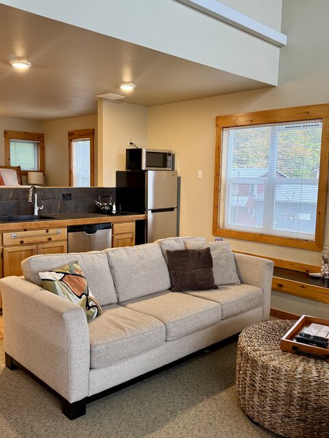 Image 3 for The Sandbar Waterfront Loft 2